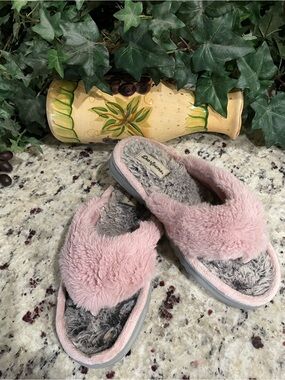 The Comfort of DEARFOAMS Pink & Gray Size Medium (7-8) Thongs w Memory Foam
